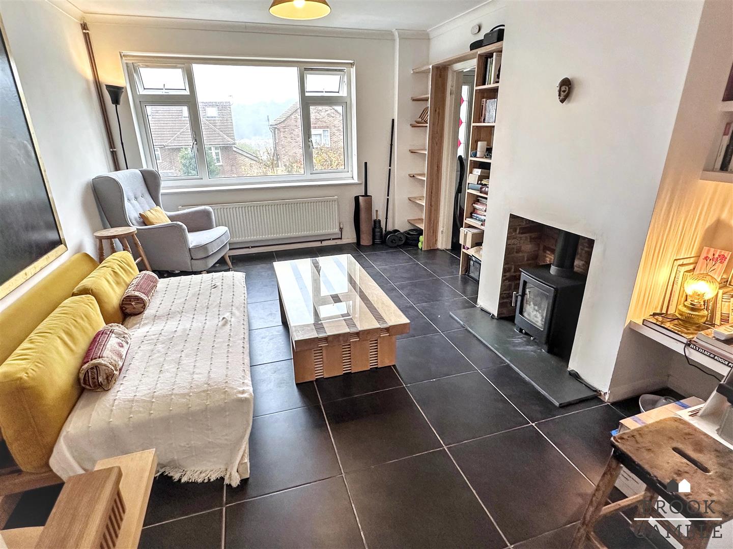 3 Bedroom House - Detached. Peppercombe Road in Eastbourne, 6